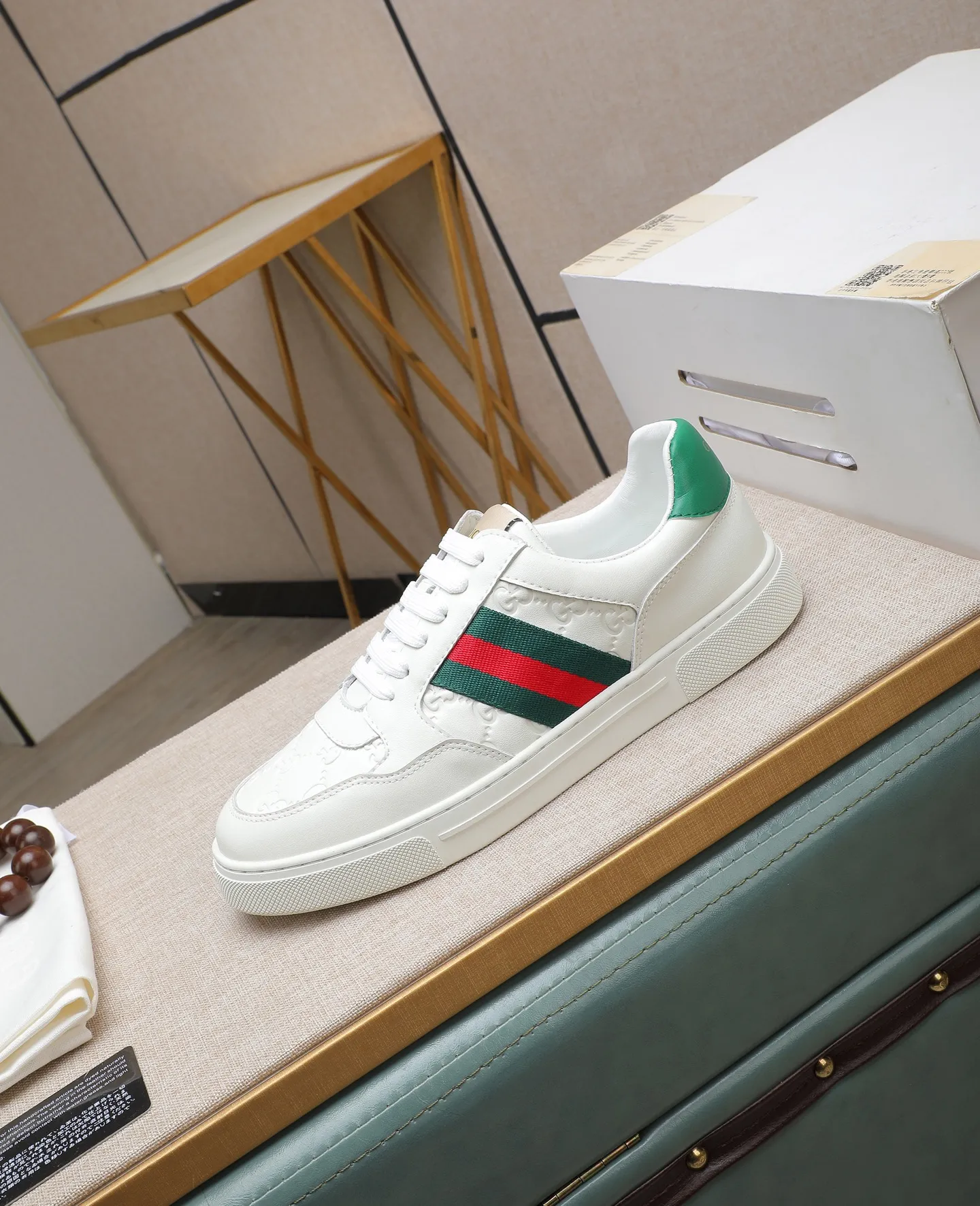 Men's shoes💰440 GUCCI🔍🔍Latest spring style On sale at the same time at the counter, original calfskin imported from Italy, genuine leather lining, (high-end, luxury, and class) exquisite workmanship, soles: original soles specially provided by the original factory, ⚠Exclusive double-layer movable molded soles are super comfortable⚠, real photos🎬The real ones are better🔍🔍"High quality·Follow the order" code number 38-44